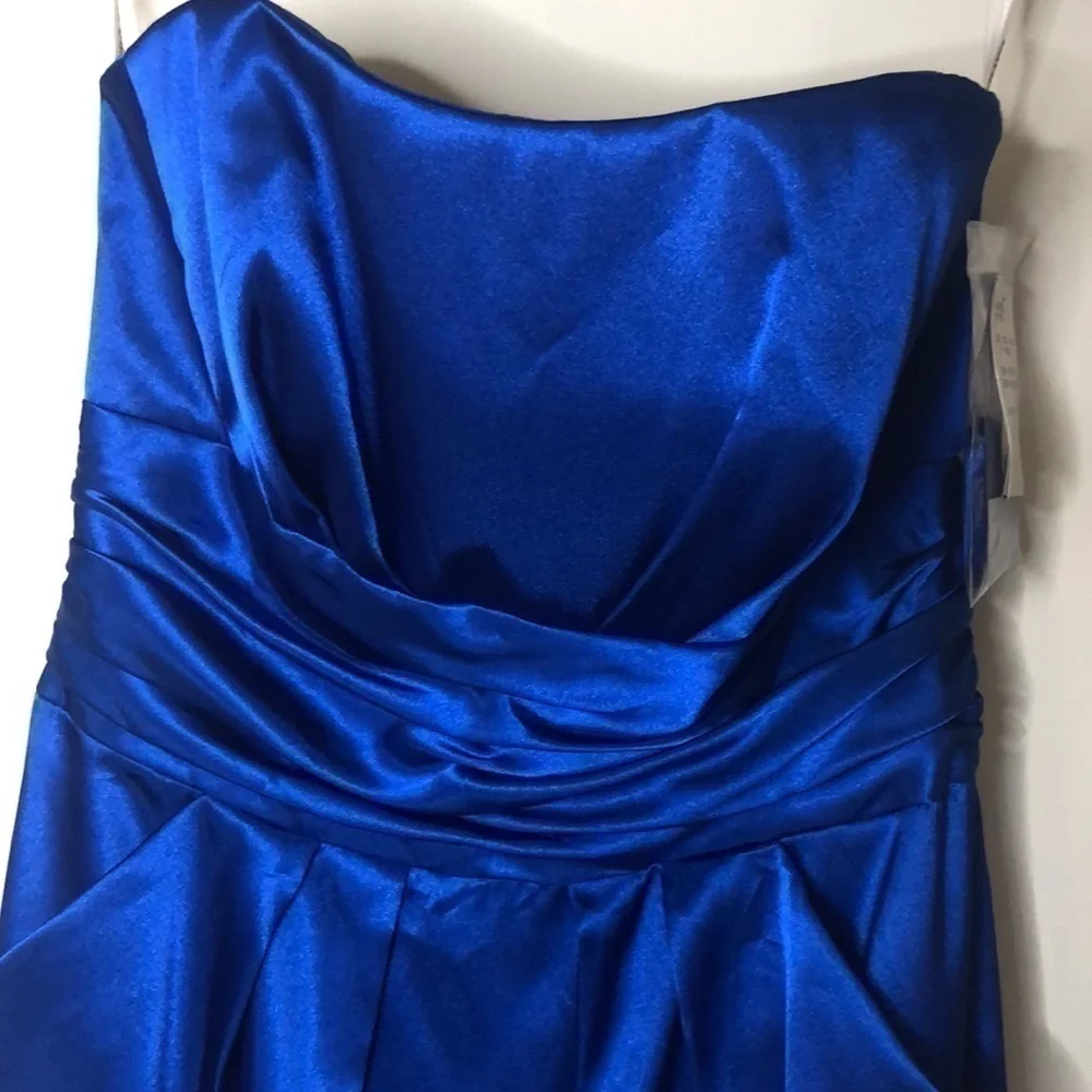 Nwt David’s Bridal Women’s blue Strapless dress size 8